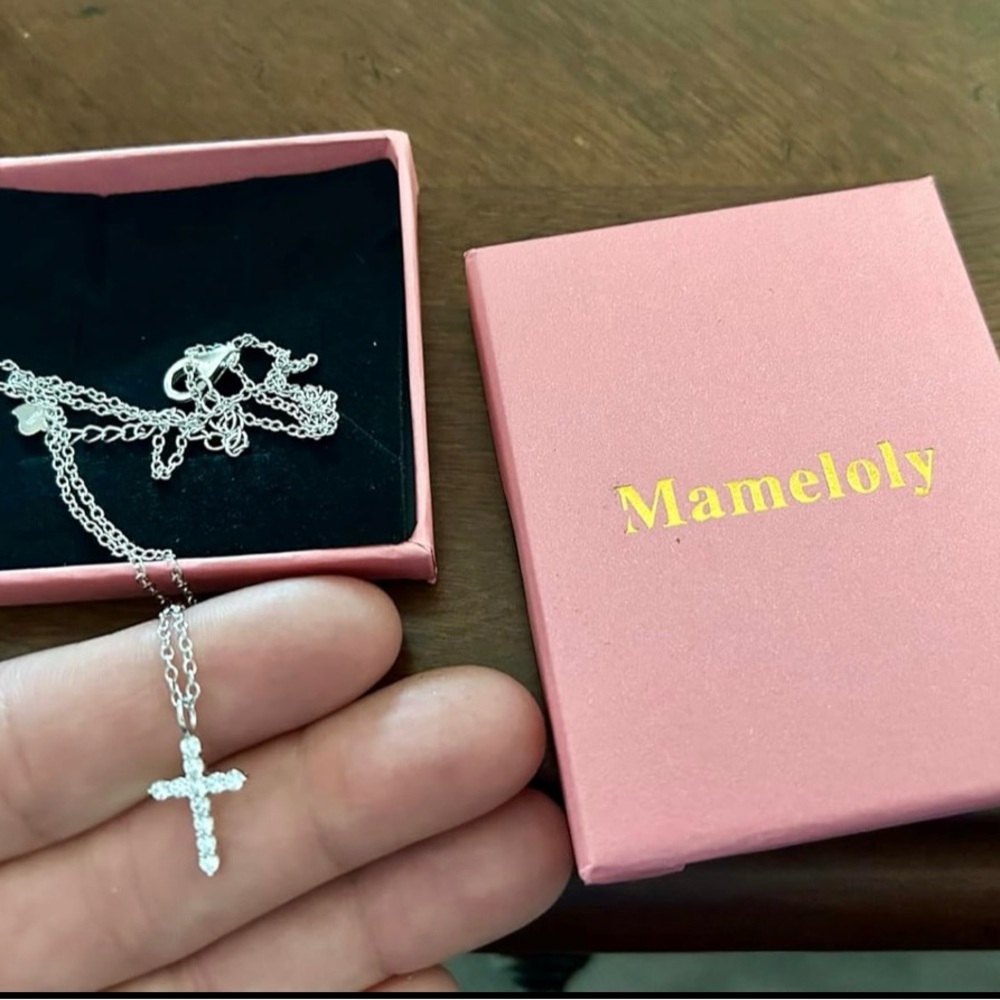 925 Sterling Silver Cross Necklaces for Women - Picture 12 of 12